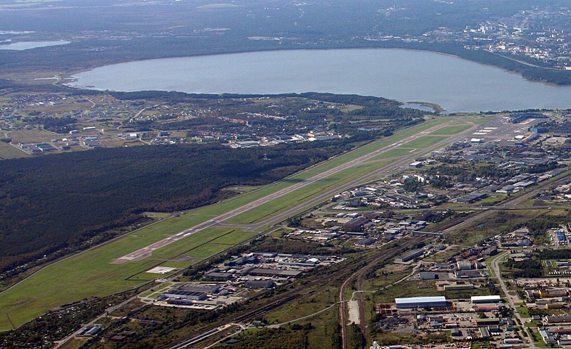 800px-Tallinn_airport.jpg