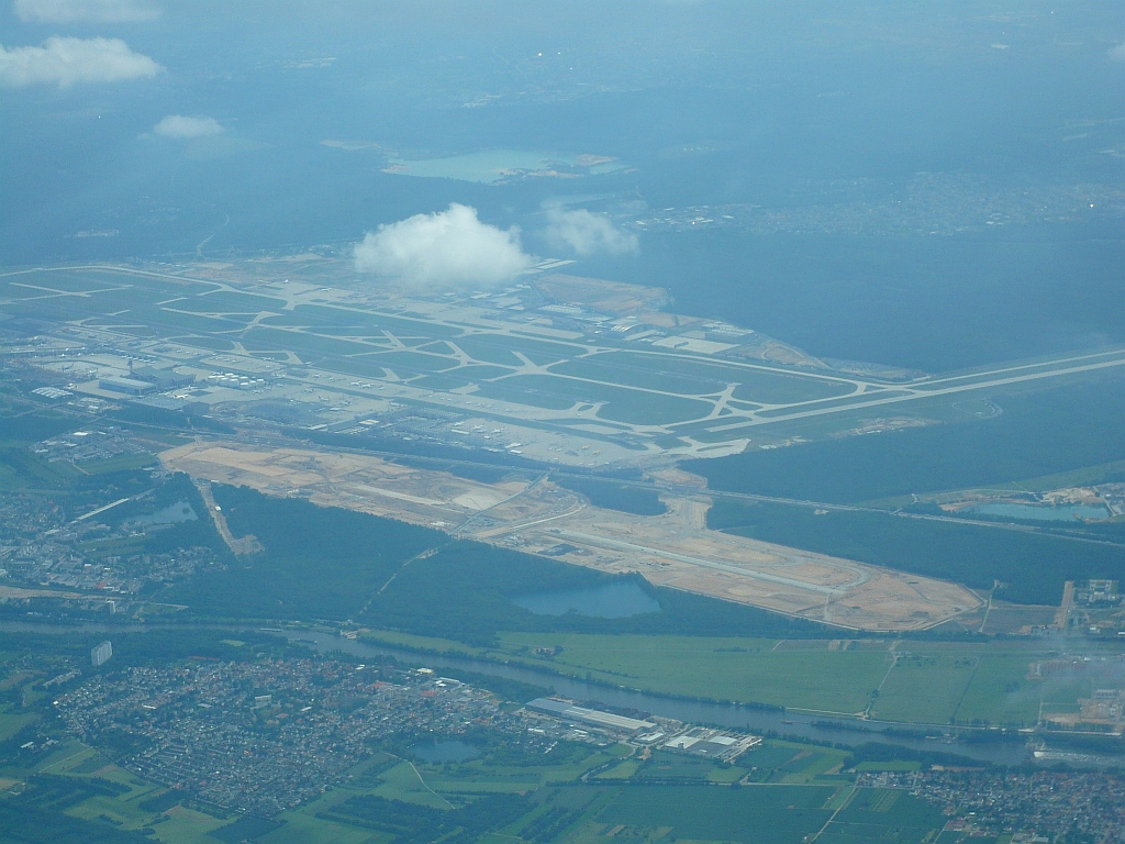 runway12fwwcf6b.jpg
