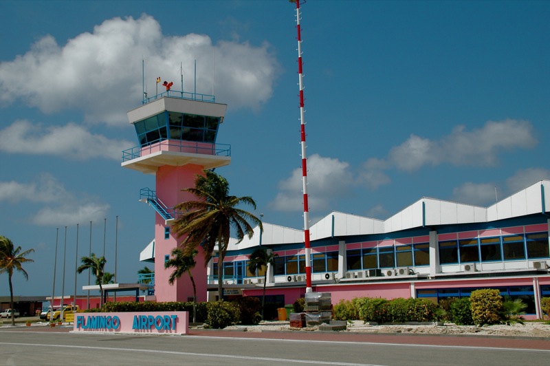 Flamingo_Airport.jpg